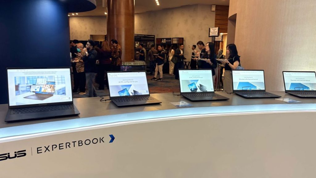 Ketahanan Baterai 26 Jam ASUS ExpertBook Ultra Angkat Standar Industri Laptop Bisnis 2